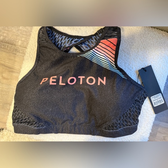 Peloton x WITH Women’s High Neck Bra 2.0 Candy Roller Girl Print Size M NWT - Picture 3 of 10
